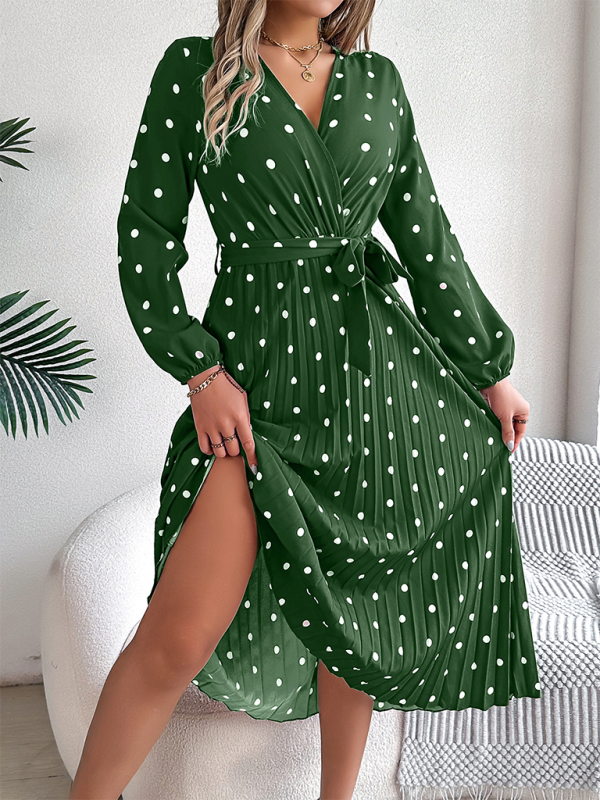 Beatrice – Vestito a Pois con Eleganza Retro